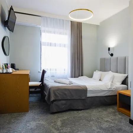 Poniatowski Hotell 3*