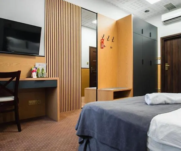 Hotel Poniatowski 3*