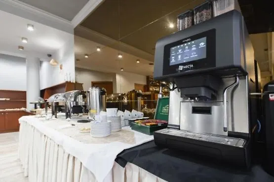 Poniatowski 3* Radom